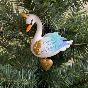 NWT Hallmark 2017 7 Seven Swans-A-Swimming 12 Days of Christmas bird ornament